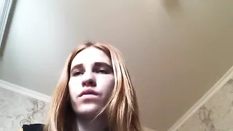 meril_shine  slut fucks the cap with his fingers