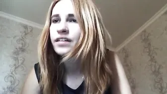 meril_shine  slut fucks the cap with his fingers