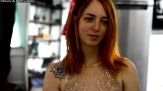 maeveminx  chick with slack tits dancing in front of the camera