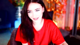 poisoned__honey  gorgeous slut shows big ass