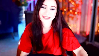 poisoned__honey  gorgeous slut shows big ass