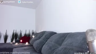 mysunnyday  babe undressed and started jerking off