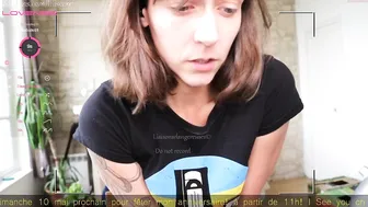 liaisonsdangereuses  imposing mare jerks off both holes