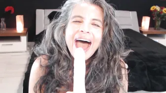 milf_ette  Cute brunette