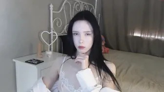 littlething88  mature model caresses nipples and cunt