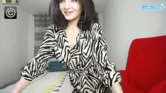lisa_tease Piquant female