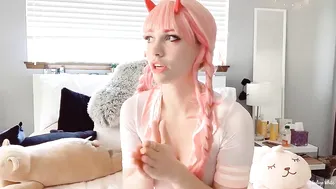 indigo_white big tit teases her pussy with a phallus