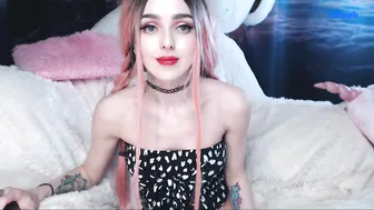 liisppb hot bitches shine small tits on camera