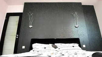 kiss_jess petite chick fucks herself with toys