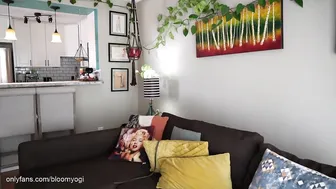 bloomyogi the charming bitch twirls a big booty