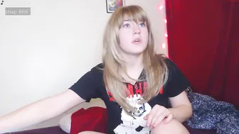 givemedanger cute babe in stockings massages vagina with hand