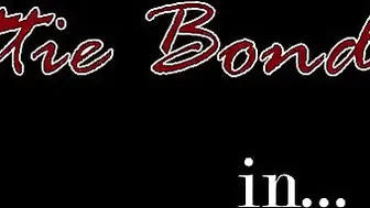 bettie_bondage caresses his magnificent body