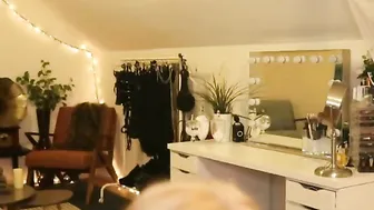 austinwhite slut fucks pussy and cums