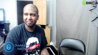 kali_kam hot babes jerking pussies