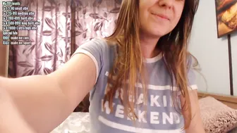 juliered teased by her gorgeous body