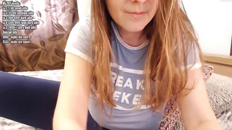 juliered teased by her gorgeous body