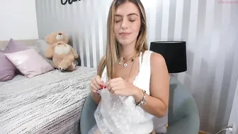 dani_moore vicious lady pulls clit