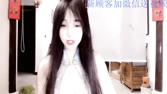 cn_alice likes to hammer in all holes