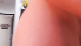 yenlo Lustful woman fucks vagina with sex toy