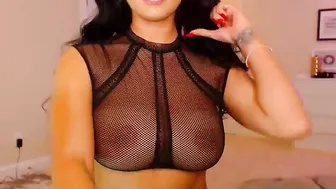 carmen_bella Perfect swell caresses sex lips