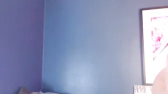 everyonesnica Exciting rubber dick jumps