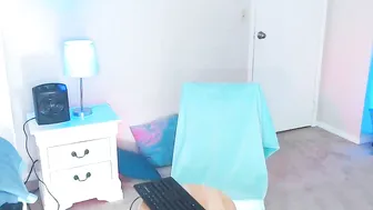 girlfriendqt Crazy confused masturbates shaved cunt