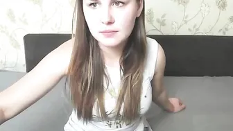 dina_parker Slender babe masturbates shaved pussy