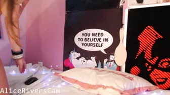 aliceriverscam cute red girl