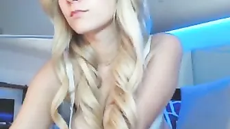 aby_frost Exquisite hide demonstrates curvy shapes