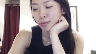 vyawesome Obstinate queen jerking off her cunt