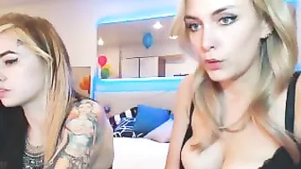 aby_frost woman fucks dildo