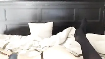 kaylakayden Red-haired mother passionately masturbates vagina