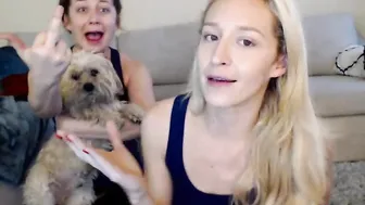 ginger_banks Big boobed chick jerking off her cunt