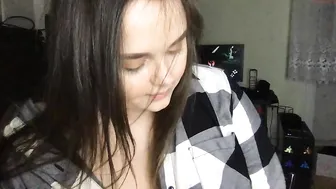 wearethebestinthissite hot babe fucks shaved holes