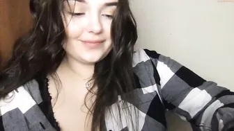 wearethebestinthissite breathtaking babe planting in a dildo