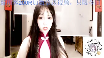 cn_alice sweet lady caresses rubber penis