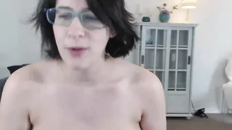 amandarox charming babe magically shows her body