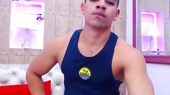 gym_model_hot online show January 2020