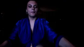 karrin young slut fucks phallus cunt