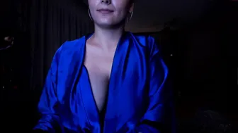 karrin young slut fucks phallus cunt