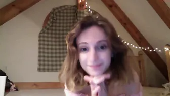 lillypadx wonderful woman jerking pussy phallus