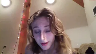 lillypadx cute bitch caresses sex lips