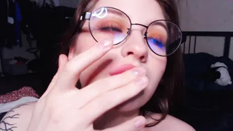 migurtt vicious bitch pulls vagina with fingers