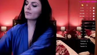 karrin shrew pussy demonstrates big tits