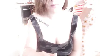 squirtkrozz tasty  cam girl  fucks her ass furiously