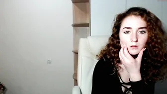 curlycutie19 incendiary bitch is naughty at the pool