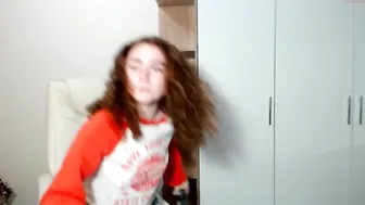 curlycutie19 incendiary bitch is naughty at the pool