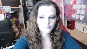 fionnafineass hot bitch punches holes with fingers