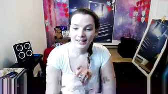 fionnafineass adult skin jerks off both holes