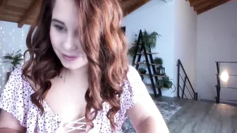 dulcemariaa beautiful schoolgirl fucks juicy pussy